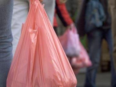 Българите използват по-малко торбички