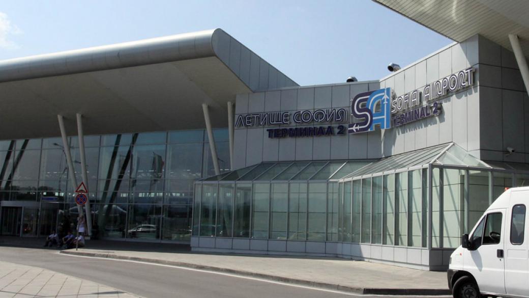 Министерството на транспорта се разбърза с концесията на Летище София