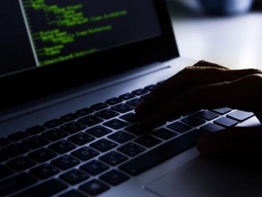 5 неща, които те правят лесна плячка в мрежата