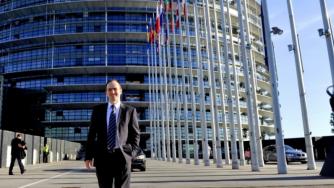 Андрей Ковачев открива европейски информационен център в Търговище