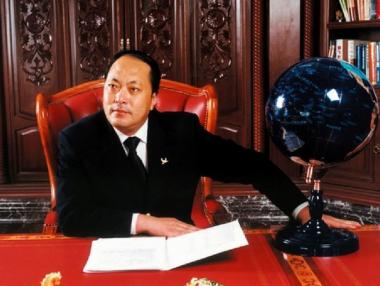 Китайска компания праща половината си служители на ваканция в Париж