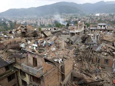 Нови мощни трусове в Непал