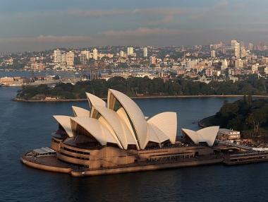 Забраняват пушенето на пешеходната зона в Сидни