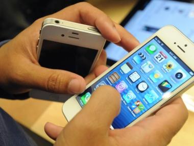 КЗП предупреждава за нелоялна търговия с телефони