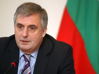 По-високи доходи ще мотивират младите