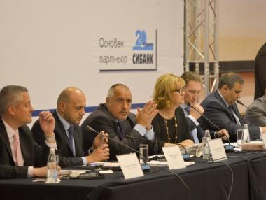 Банките са пълни с пари, но липсва инвестиционна инициатива