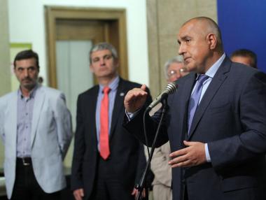 Осигуровките за пенсия ще растат с по 1% през 2017 и 2018 г.