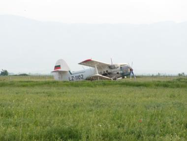 Селскостопанската авиация заплашена от закриване