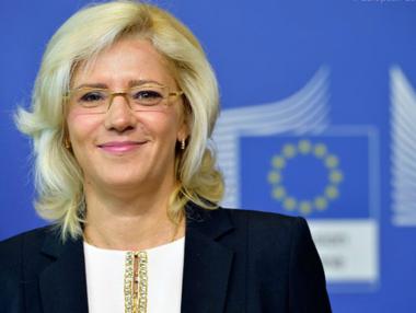 Отлага се визитата на Корина Крецу