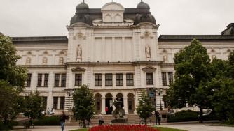 Българският Лувър отвътре