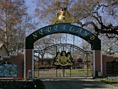 Продават имението на Майкъл Джексън