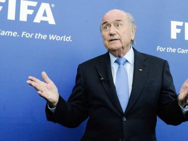 Блатер остава начело на ФИФА
