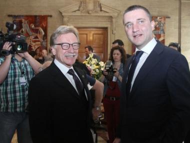 Бизнесклиматът в България се подобрява