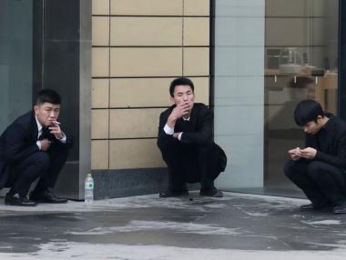 Китай забрани пушенето на обществени места