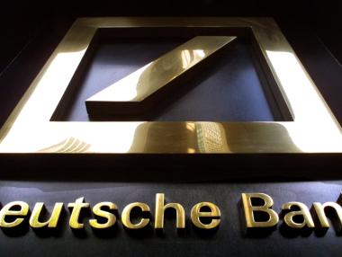 Двама директори на Deutsche Bank се оттеглят