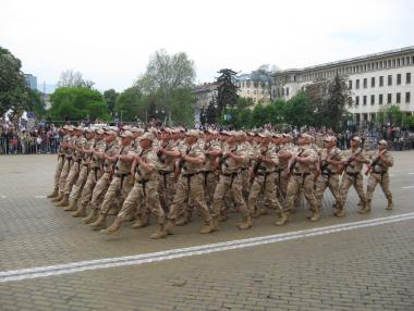 САЩ с подкрепа от над 7 млн. долара за армията ни