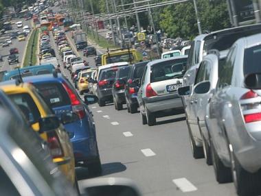 По-строги мерки за колите с цел намаляване на шума