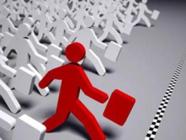 Безработицата през май намалява