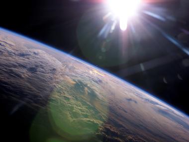 Астероид се приближава към Земята