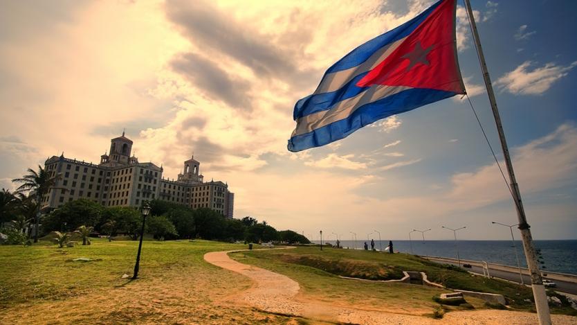 Кубинските граждани вече ще имат безжичен интернет