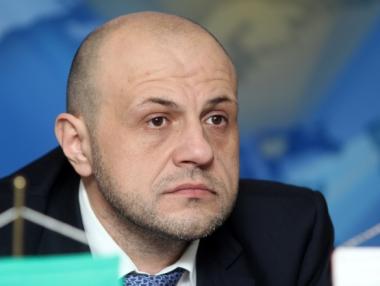 Дончев: Без паника заради ситуацията в Гърция