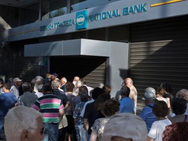 Гръцките банки затварят за седмица