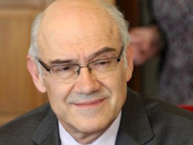 Токът ще поскъпне с по-малко от 2% за битови абонати