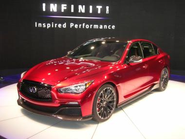 Red Bull навлиза на автомобилния пазар