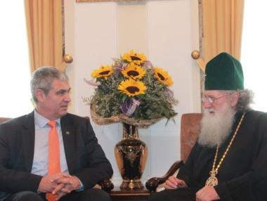 Църквата и синдикатите срещу работа в събота и неделя