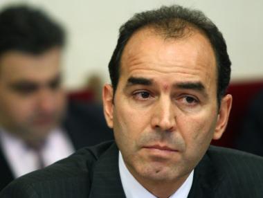 От днес Иван Искров е в оставка