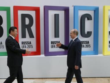 Банката на БРИКС стартира догодина с 50 проекта