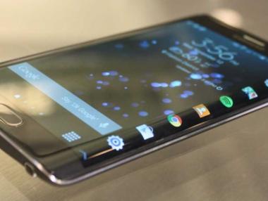 Нов дисплей на Samsung ще емулира 3D