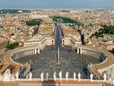 Недекларирани 1 млрд. евро във Ватикана