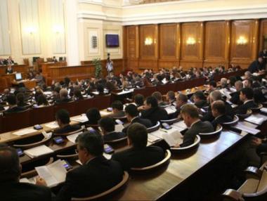 НС гласува промени в Закона за референдумите
