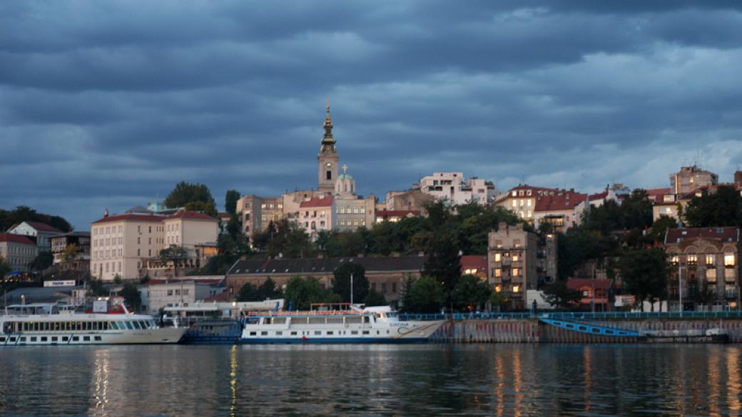 Сърбия плаща почивките на хиляди граждани