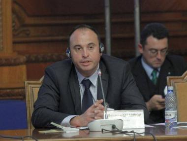 При сбърканата си политика, да не чакаме инвестиции