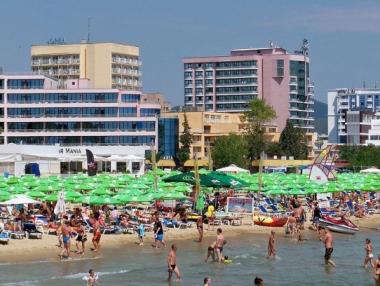 КЗП затвори нощен бар в Слънчев бряг