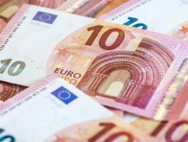 Българи зад граница изпращат 360 млн. евро на близки