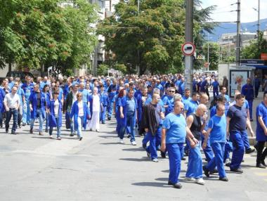 Над 1000 фирми в 28 града на протест срещу цената на тока