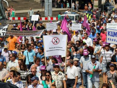 Хиляди протестираха срещу цените на тока (обзор)