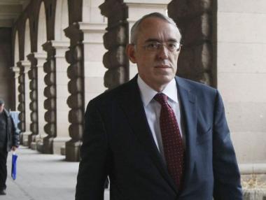 Огнян Донев обвинен в данъчни престъпления