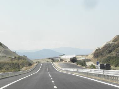 Пускат изцяло движението до Гърция