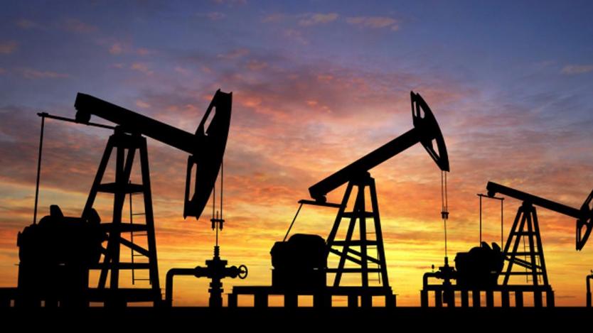 Печалбите на петролните компании драстично намаляват