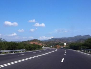 Поставят електронни пътни знаци в страната