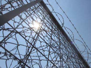 Непревземаема ограда срещу нежелани гости