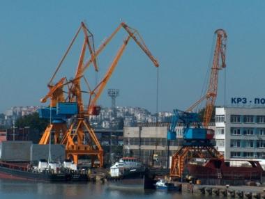 Порт Бургас отчете рекордно количество на обработените товари