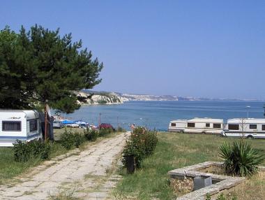 Промениха изискванията за къмпинги и хотели