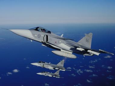 Бразилия купува 36 изтребителя Gripen