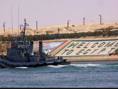 Египет откри новия Суецки канал