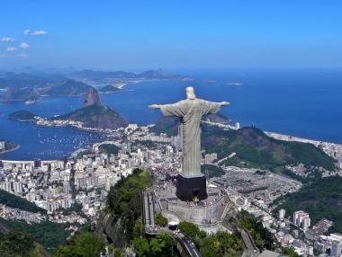 15 от най-големите статуи в света